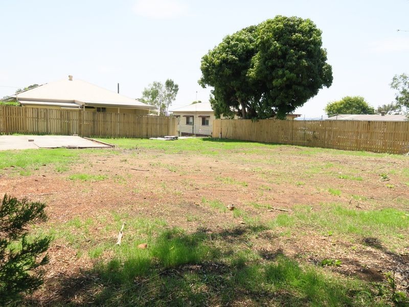 12 Greenham Street, Raceview QLD 4305