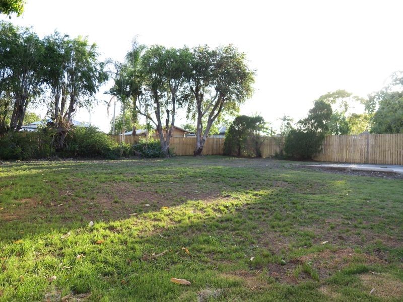 12 Greenham Street, Raceview QLD 4305