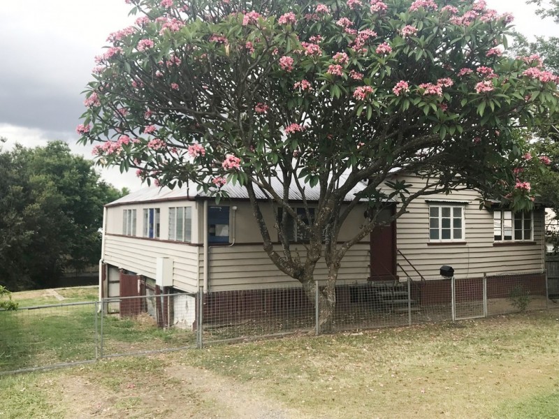 34 Canning Street, North Ipswich QLD 4305