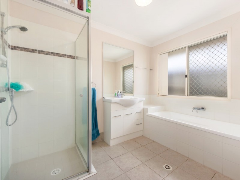 9 Birru Place, Rosewood QLD 4340