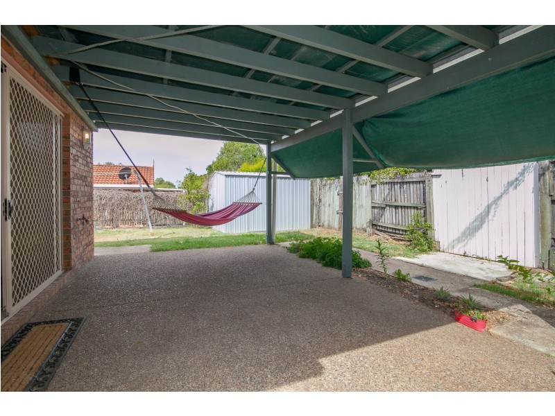 22 Dianthus Place, Flinders View QLD 4305