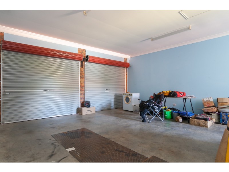 22 Dianthus Place, Flinders View QLD 4305