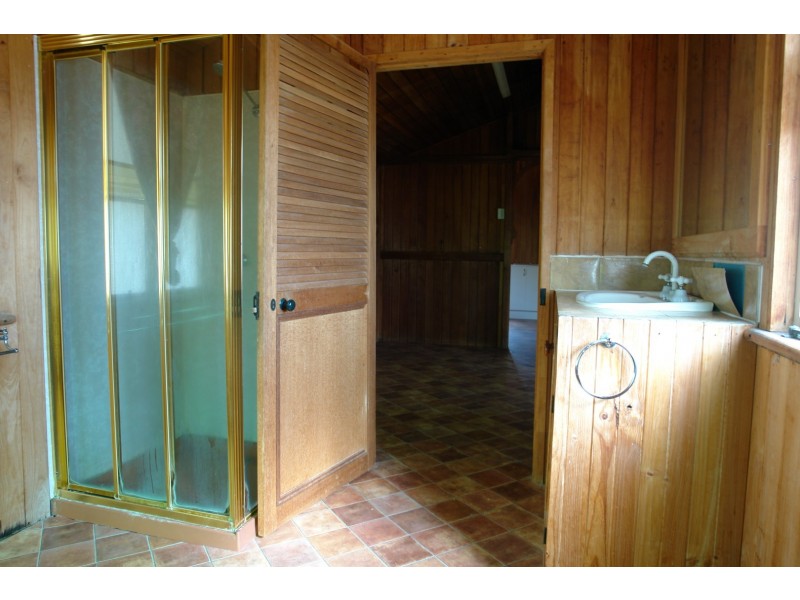 8 Berlin Street, Rosewood QLD 4340