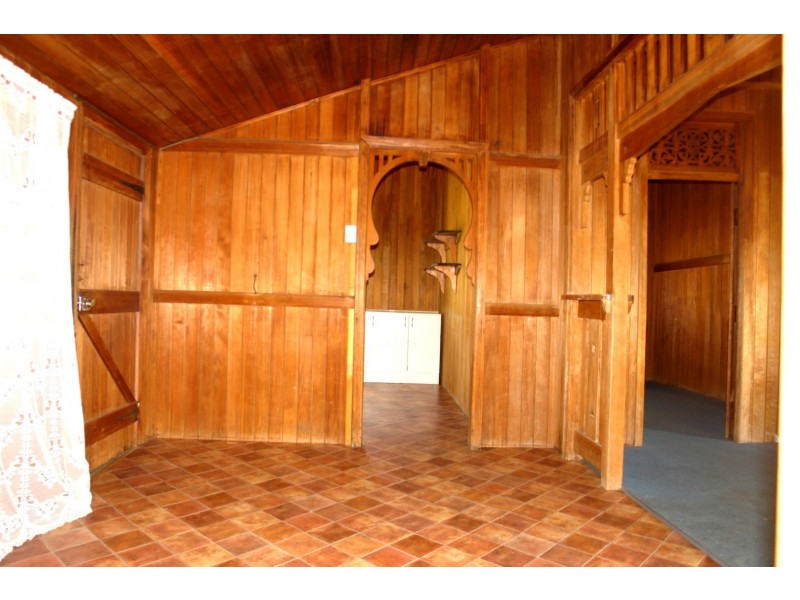 8 Berlin Street, Rosewood QLD 4340