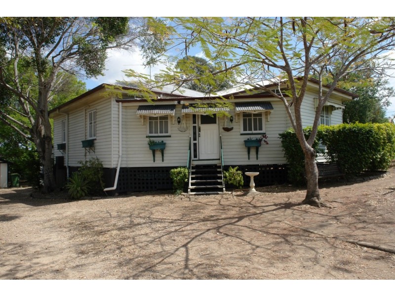104 Albert Street, Rosewood QLD 4340