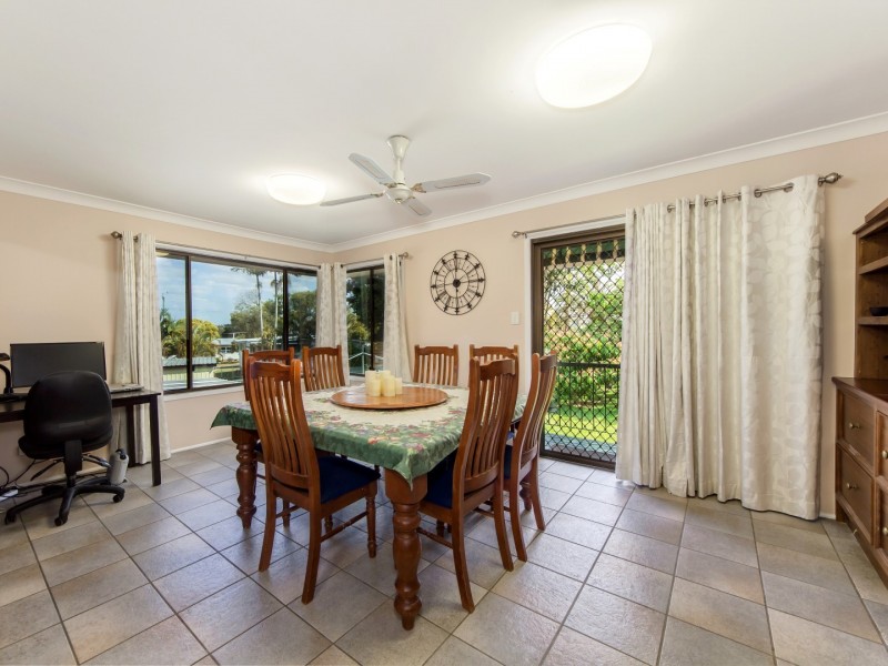 3 Loveanius Street, Silkstone QLD 4304