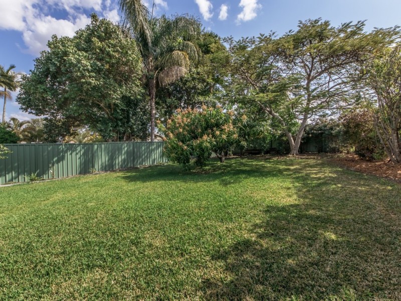 3 Loveanius Street, Silkstone QLD 4304