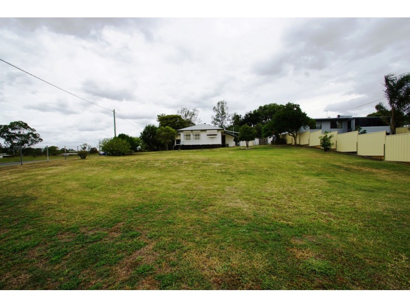 11 Main Street, Marburg QLD 4346
