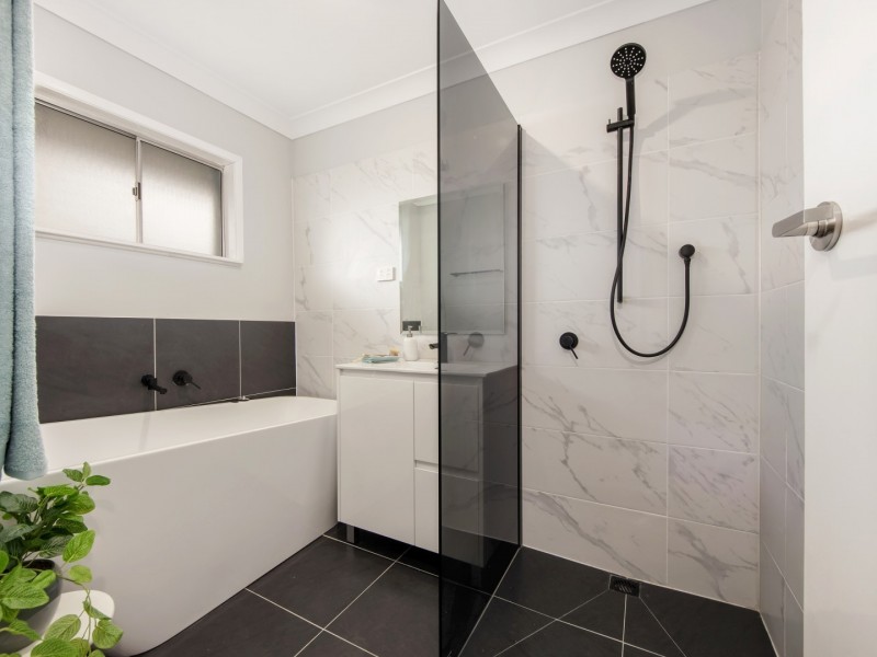 1 Adina Street, Raceview QLD 4305