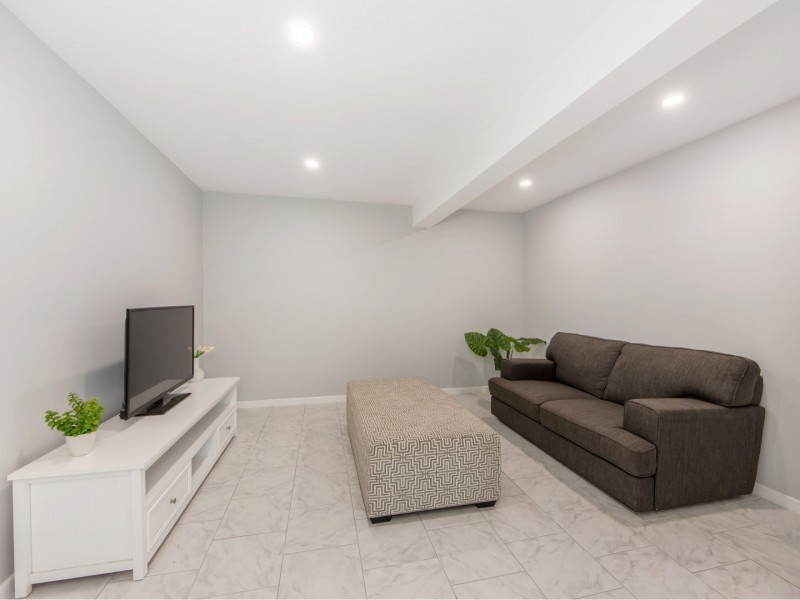 1 Adina Street, Raceview QLD 4305