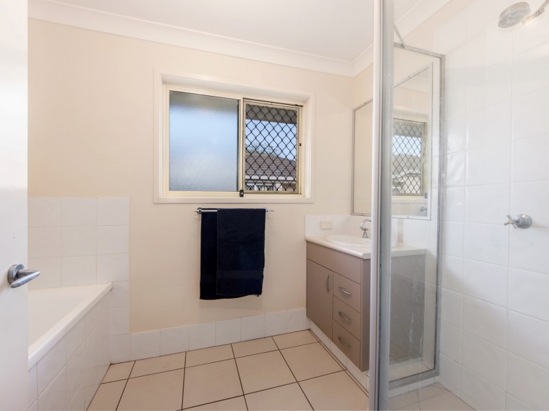 94 Anna Drive, Raceview QLD 4305