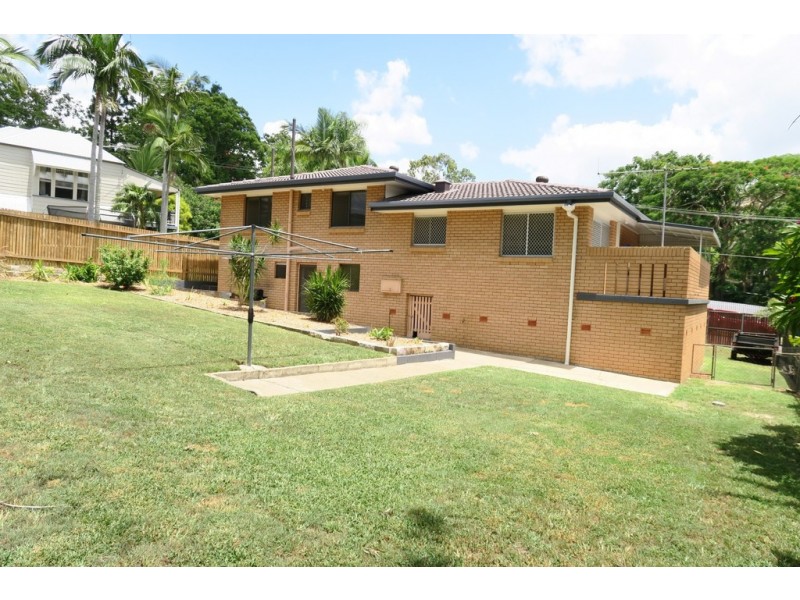 18 Horan Street, Woodend QLD 4305