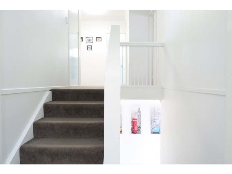 18 Horan Street, Woodend QLD 4305