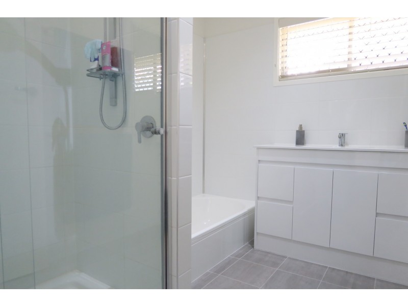 18 Horan Street, Woodend QLD 4305