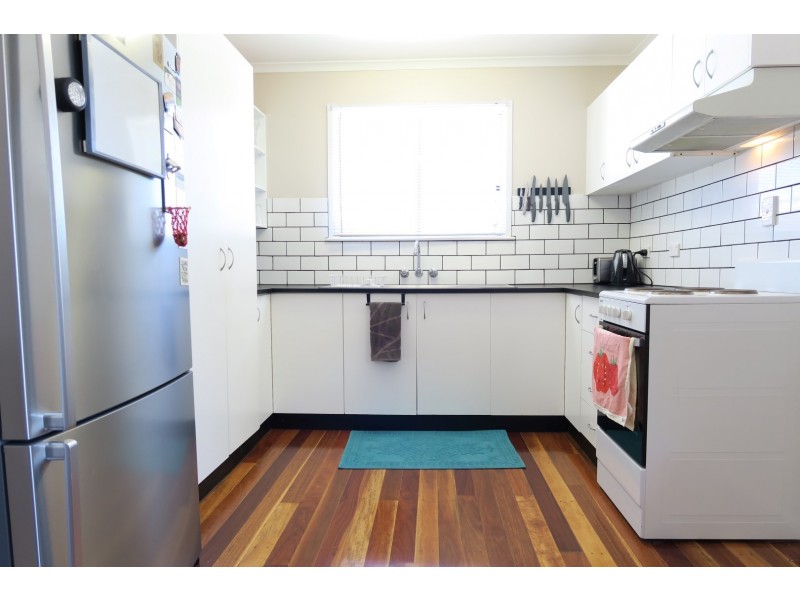 21 Trumpy Street, Silkstone QLD 4304