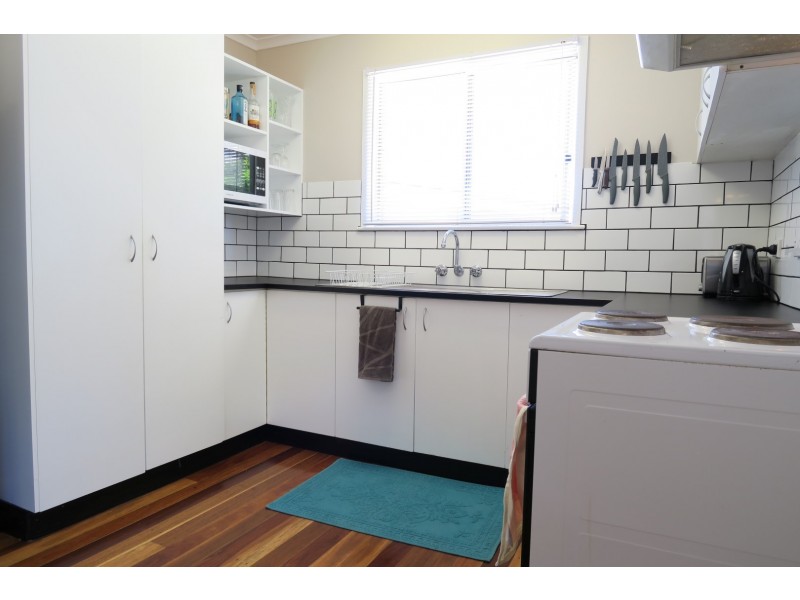 21 Trumpy Street, Silkstone QLD 4304