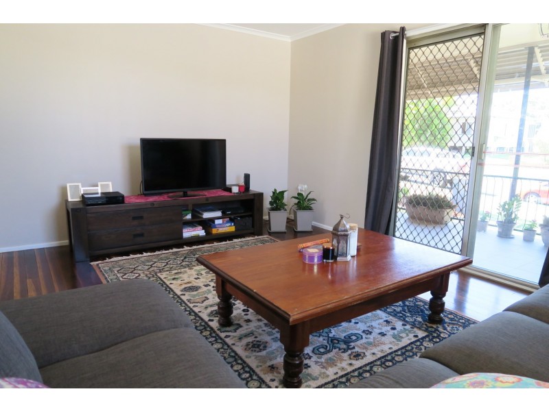 21 Trumpy Street, Silkstone QLD 4304