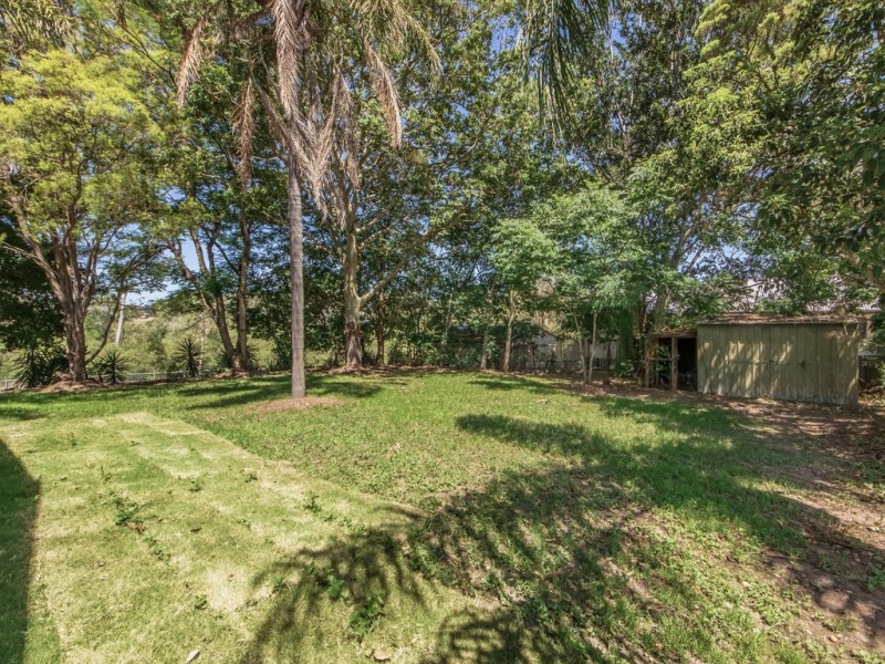 2 Cafferky Street, One Mile QLD 4305