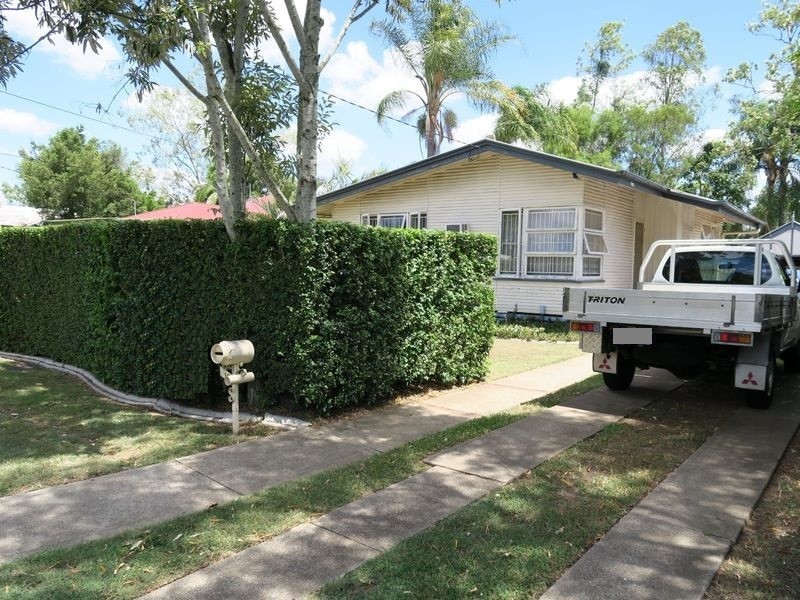18 Birrell Street, Leichhardt QLD 4305