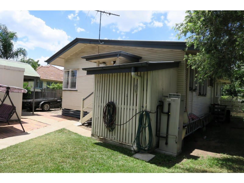 18 Birrell Street, Leichhardt QLD 4305