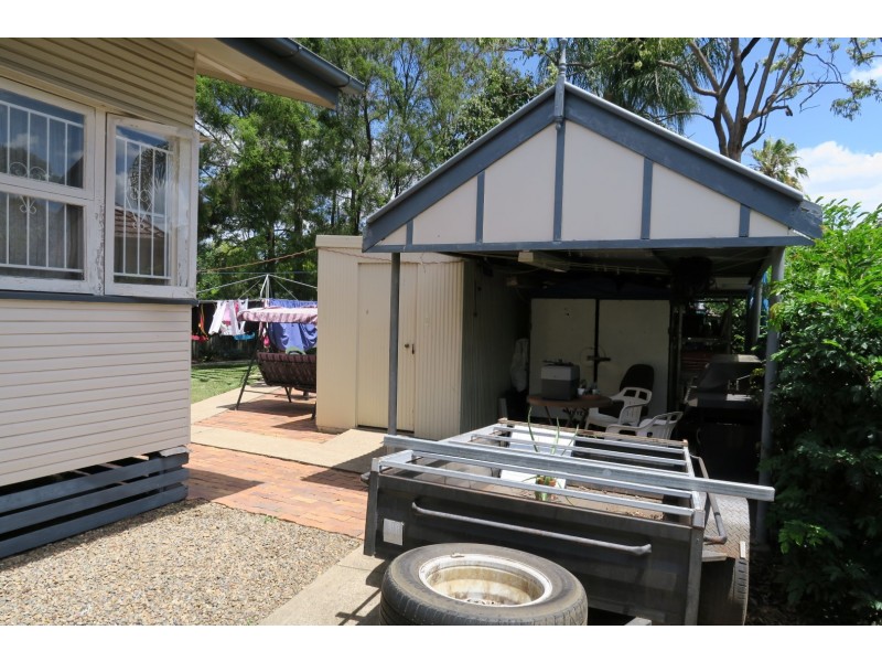 18 Birrell Street, Leichhardt QLD 4305