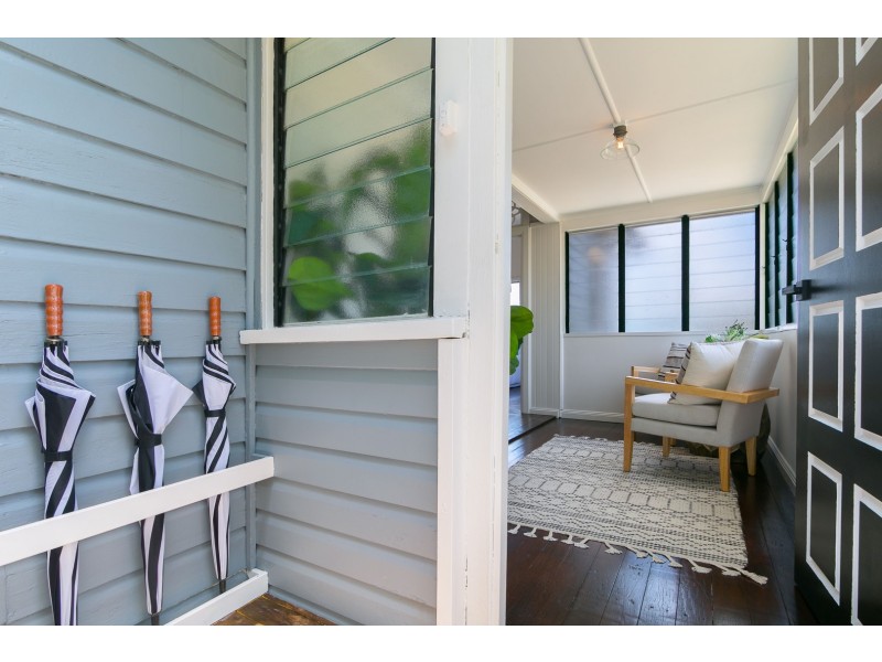 1 Blackwood Street, East Ipswich QLD 4305