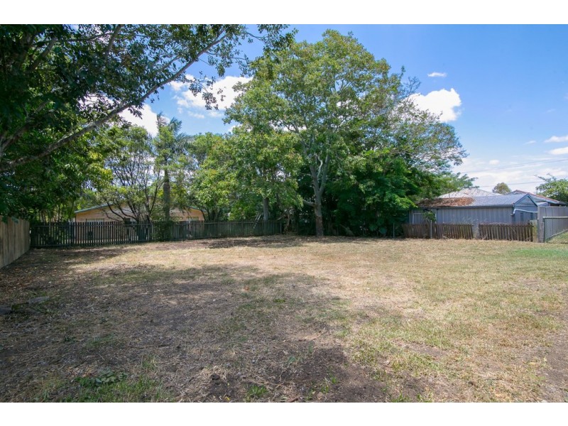 1 Blackwood Street, East Ipswich QLD 4305