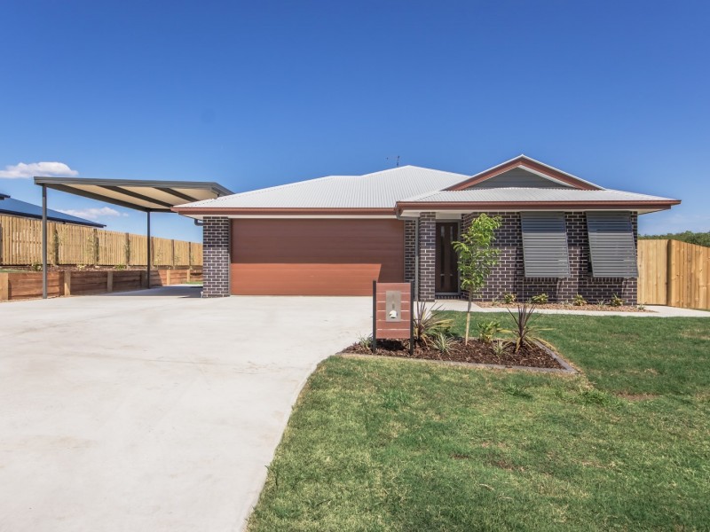 12 Vista Crescent, Rosewood QLD 4340
