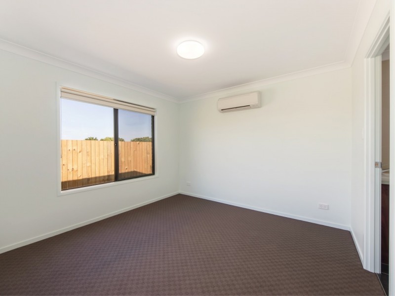 12 Vista Crescent, Rosewood QLD 4340