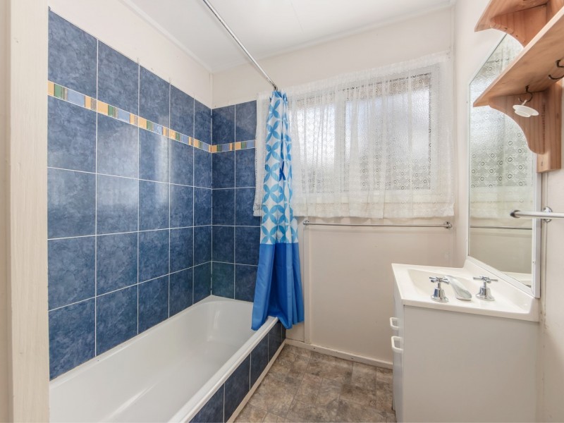 13 Felette Street, Leichhardt QLD 4305