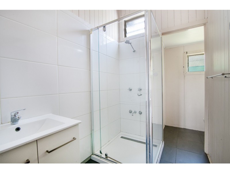 16 Elizabeth Street, Woodend QLD 4305