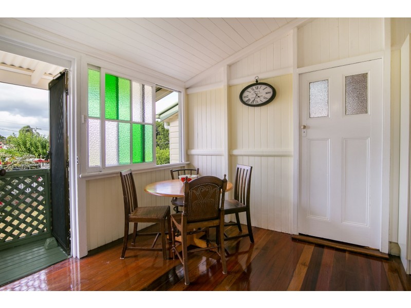 14 Sinclair Street, Newtown QLD 4305