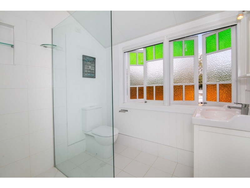 14 Sinclair Street, Newtown QLD 4305