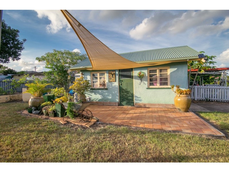 14 Sinclair Street, Newtown QLD 4305