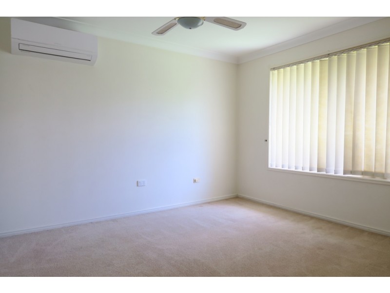 2A Walsh Street, Newtown QLD 4305