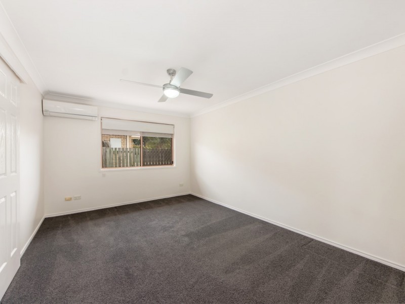 18 Palm Avenue, Raceview QLD 4305