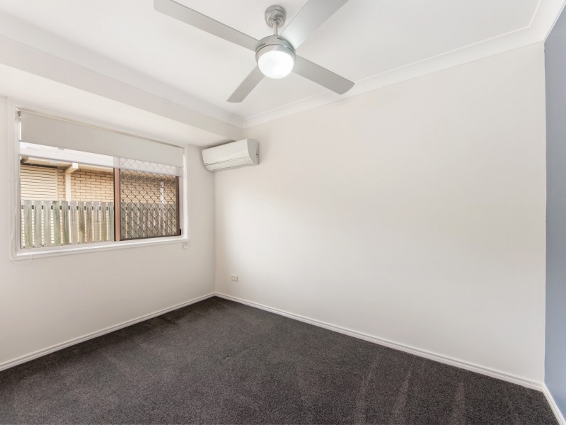 18 Palm Avenue, Raceview QLD 4305