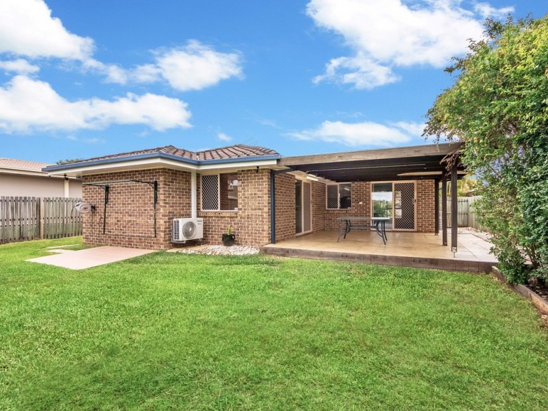 18 Palm Avenue, Raceview QLD 4305