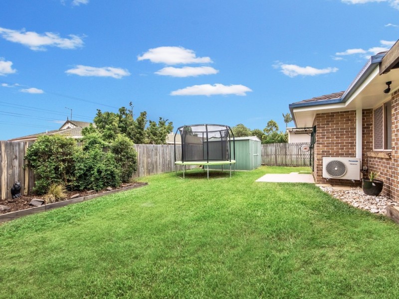 18 Palm Avenue, Raceview QLD 4305