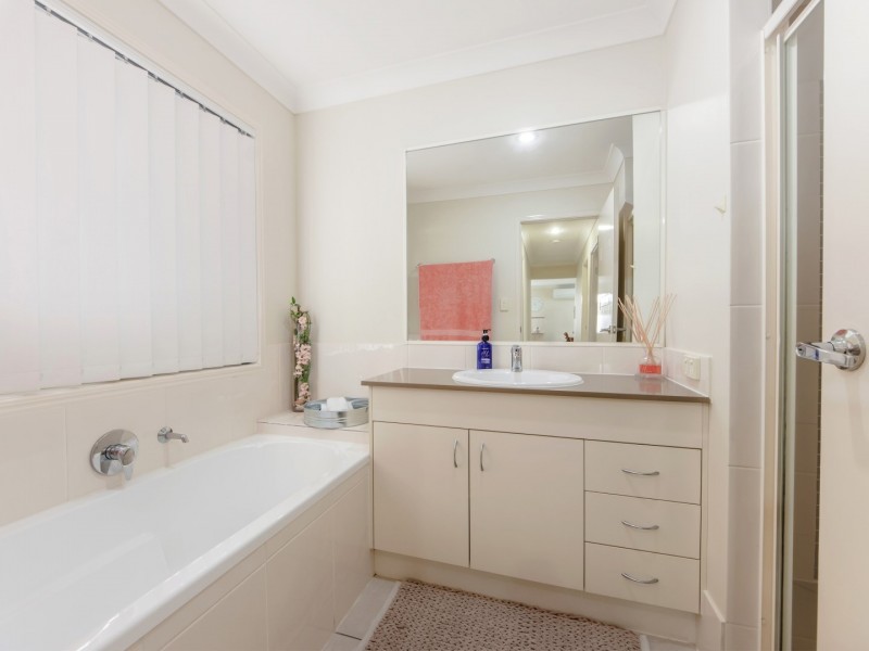 58 Dornoch Crescent, Raceview QLD 4305