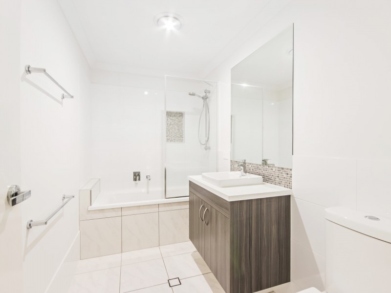 37 Acacia Lane, Ripley QLD 4306