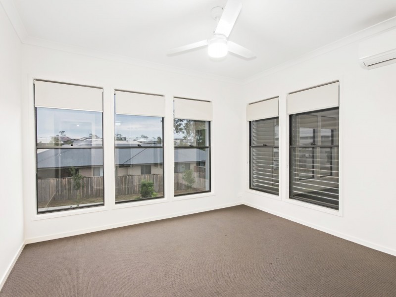 37 Acacia Lane, Ripley QLD 4306