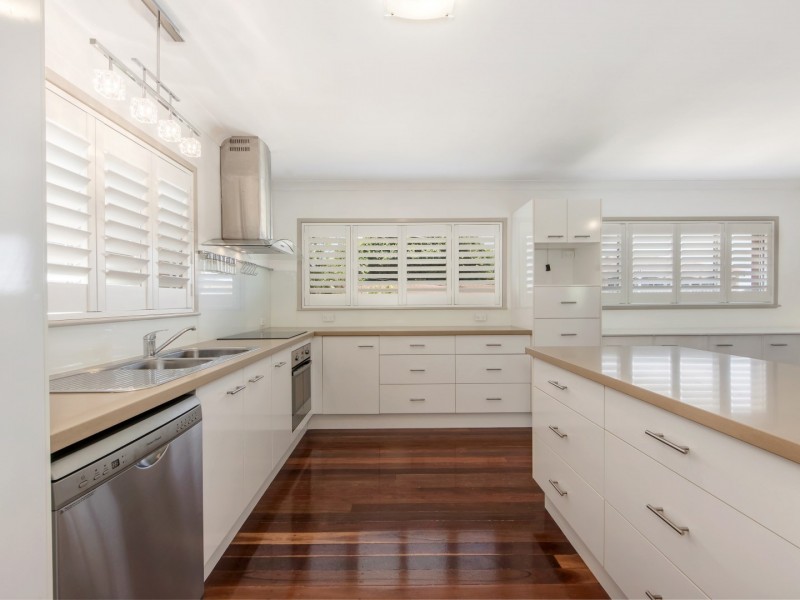 18 Kiah Street, Eastern Heights QLD 4305