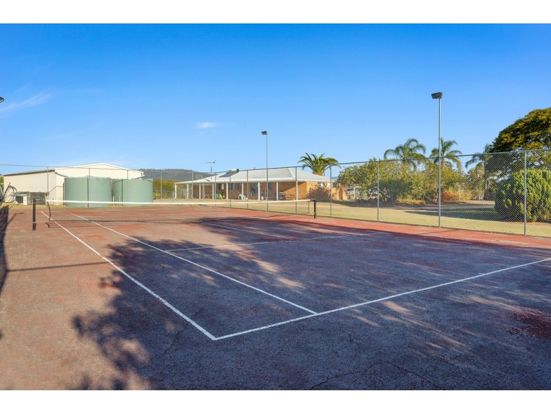 2D Fairway Drive, Hatton Vale QLD 4341