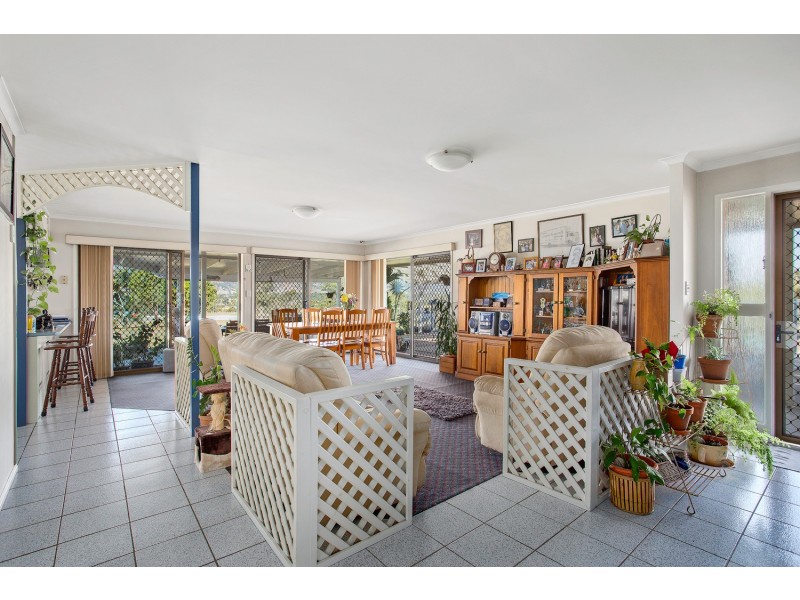 2D Fairway Drive, Hatton Vale QLD 4341