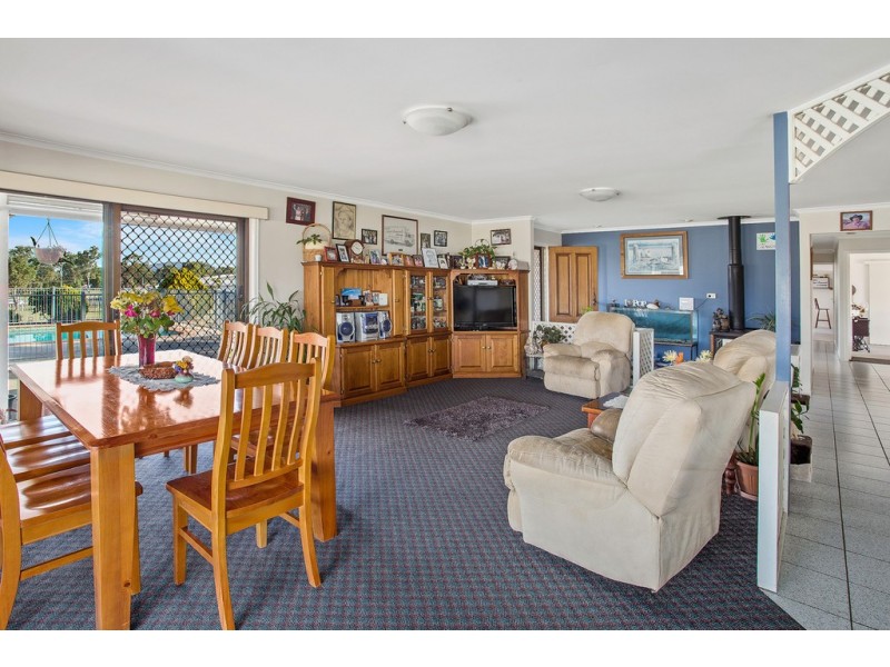 2D Fairway Drive, Hatton Vale QLD 4341