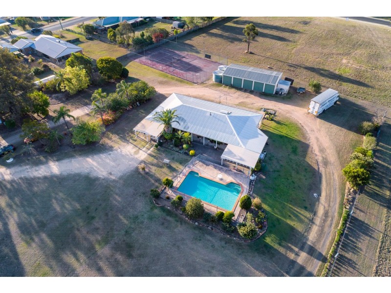 2D Fairway Drive, Hatton Vale QLD 4341