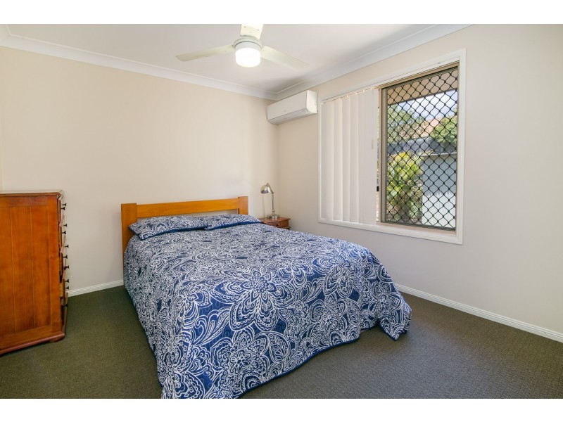 9 Chestnut Drive, Flinders View QLD 4305