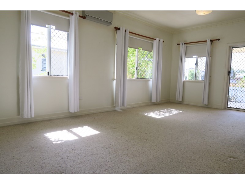 12A Greenham Street, Raceview QLD 4305