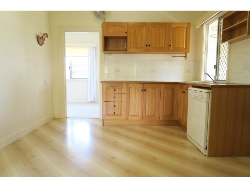 12A Greenham Street, Raceview QLD 4305